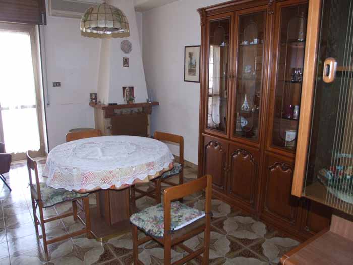 APPARTAMENTO CENTRALISSIMO 120 MQ.